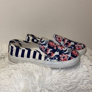 Just Fab size 7.5 women’s slip on sneaker